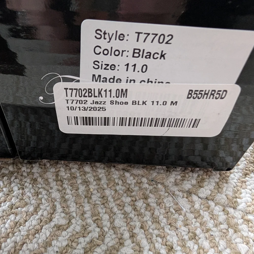 New In Box Theatricals Black Neoprene Split Sole Jazz Dance Shoes T7702 11 & 6 - Picture 3 of 4